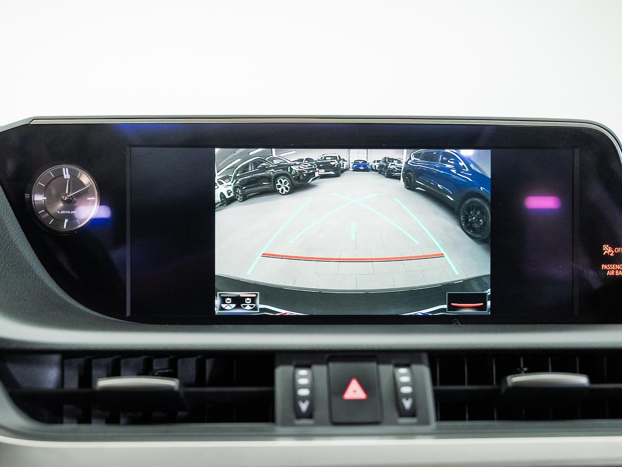 2019 Lexus ES 350 LUXURY | Nav | Sunroof | Leather | CarPlay Photo