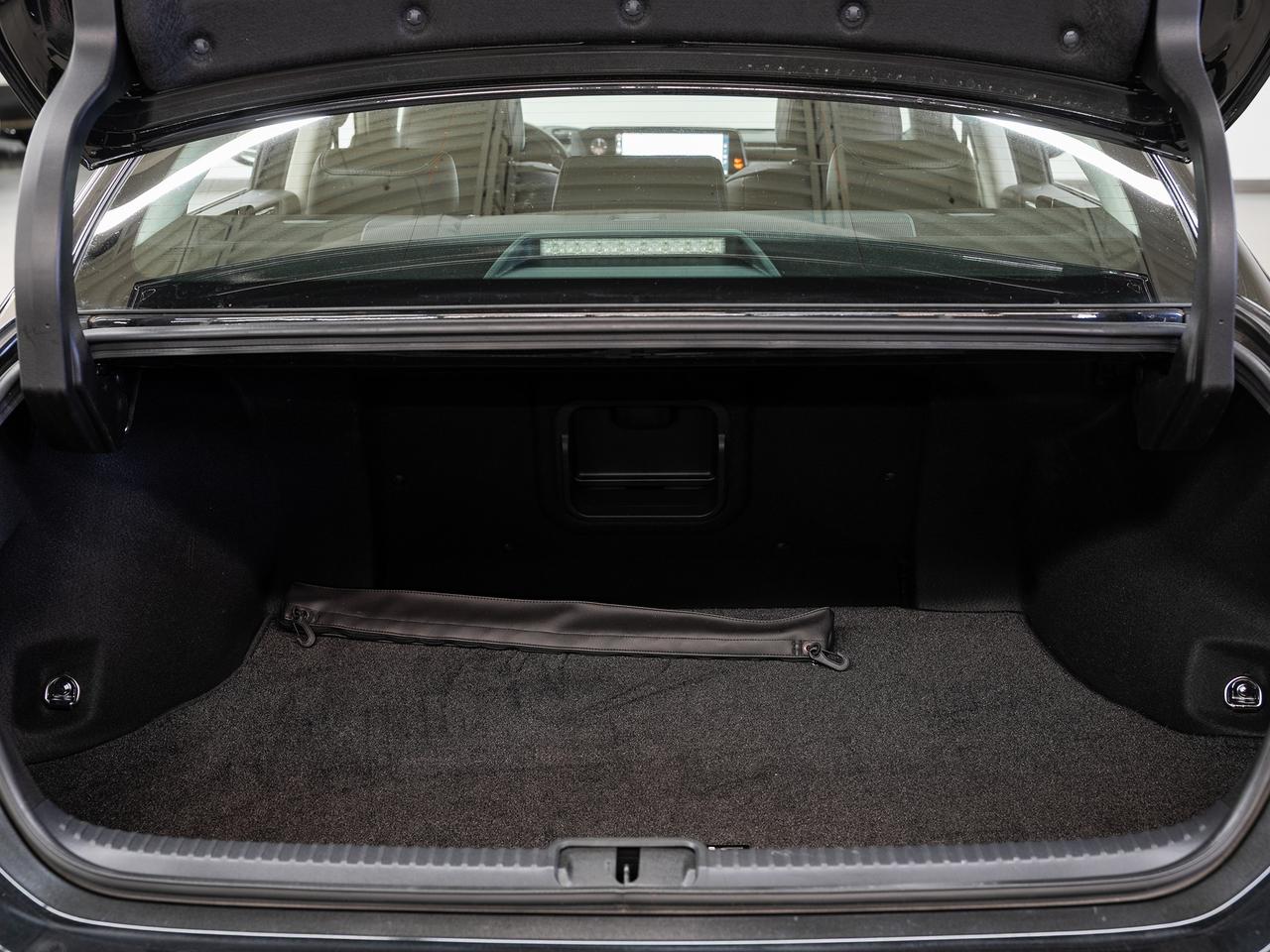 2019 Lexus ES 350 LUXURY | Nav | Sunroof | Leather | CarPlay