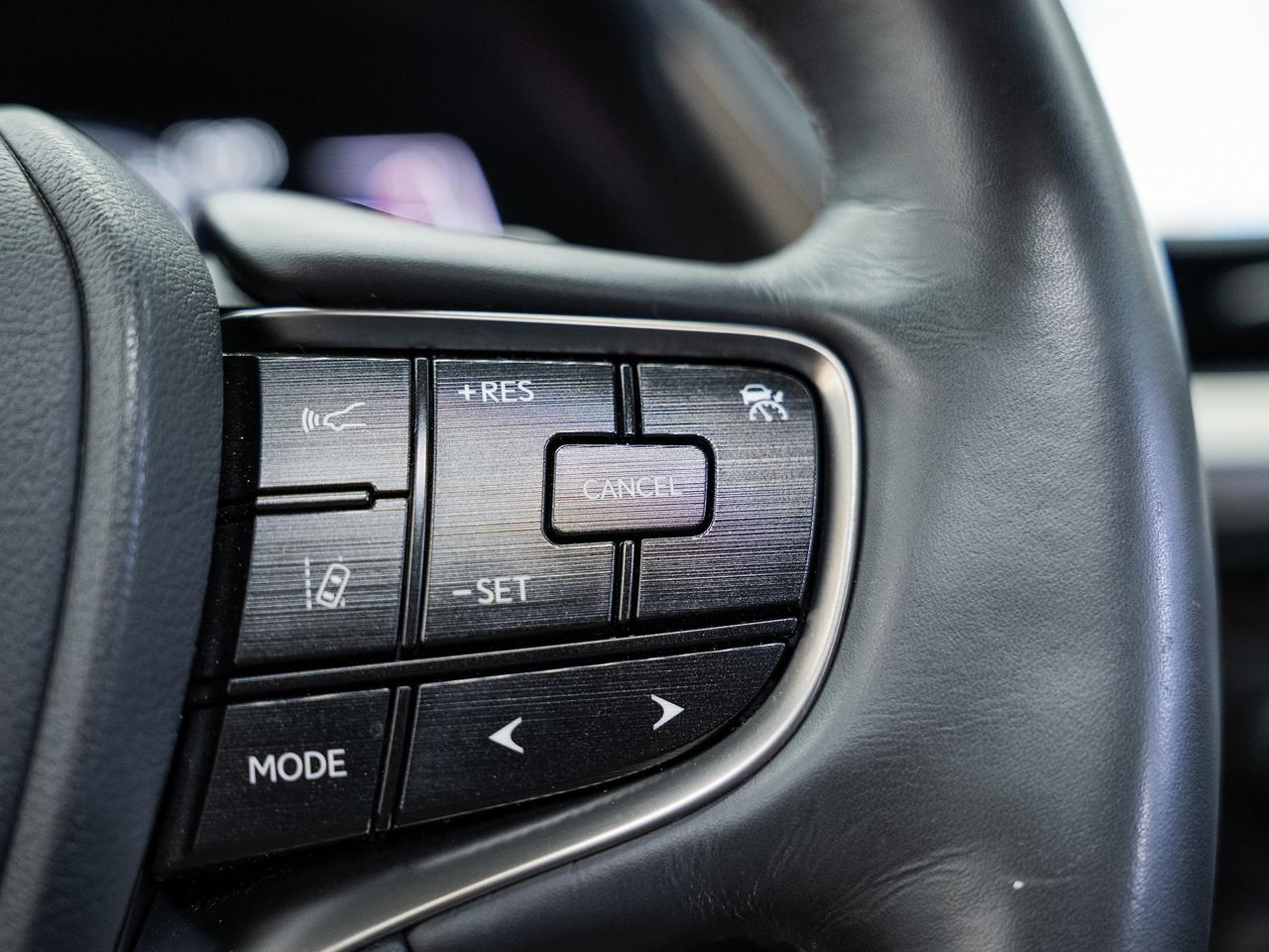 2019 Lexus ES 350 LUXURY | Nav | Sunroof | Leather | CarPlay Photo