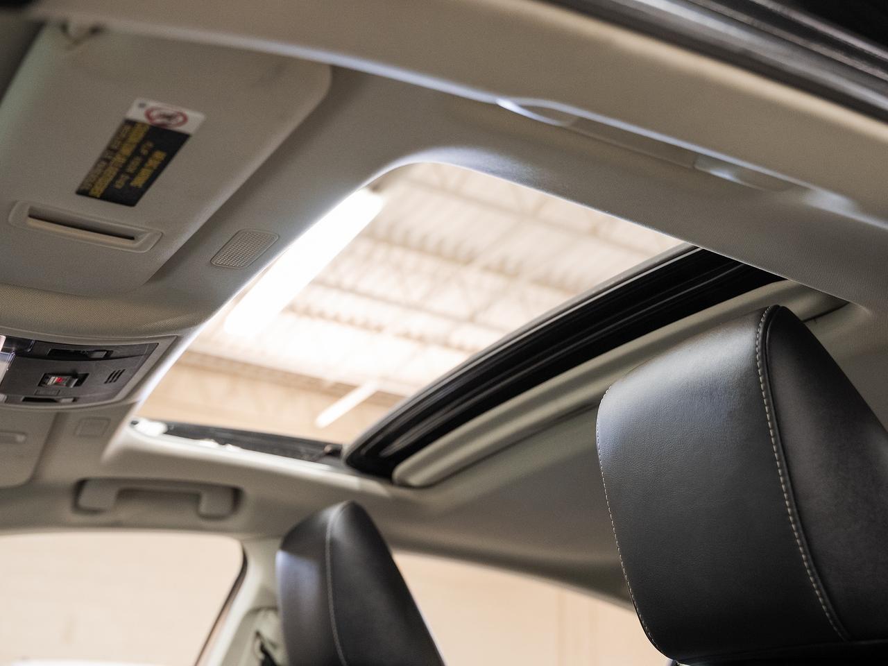 2019 Lexus ES 350 LUXURY | Nav | Sunroof | Leather | CarPlay