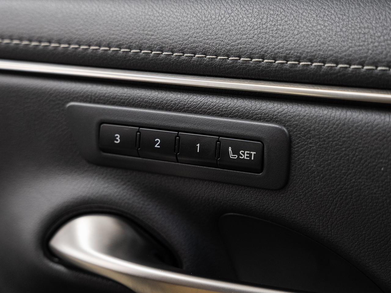 2019 Lexus ES 350 LUXURY | Nav | Sunroof | Leather | CarPlay Photo