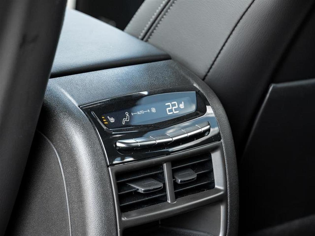 2026 Cadillac XT5 Sport Photo