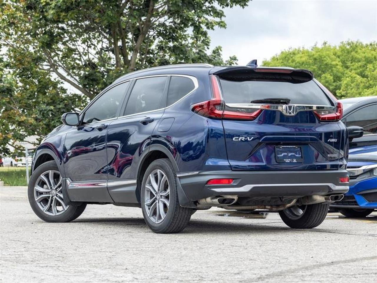 2022 Honda CR-V Touring 4WD Photo4