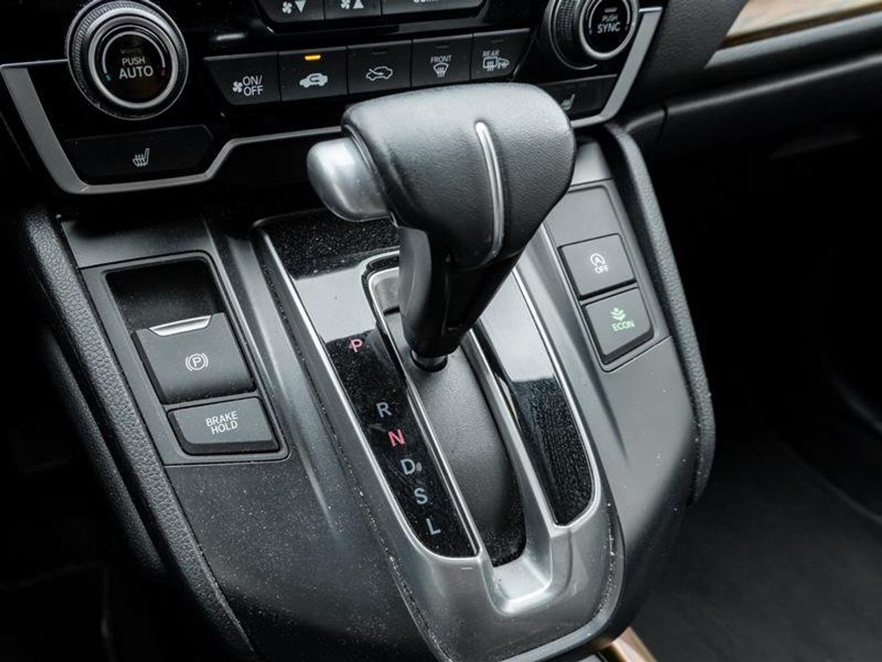 2022 Honda CR-V Touring 4WD Photo