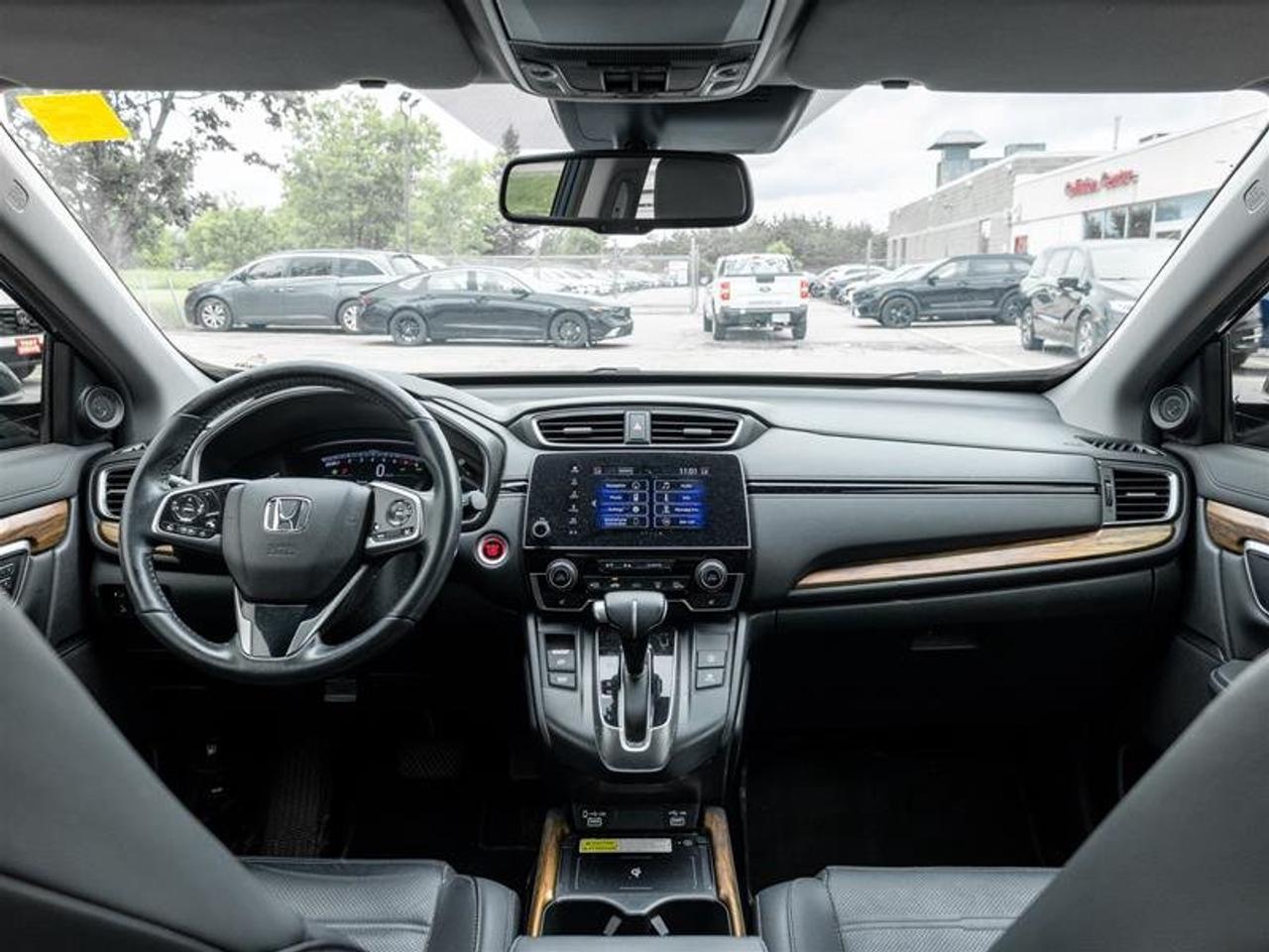 2022 Honda CR-V Touring 4WD Photo