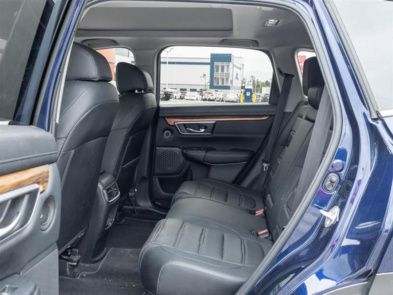2022 Honda CR-V Touring 4WD Photo