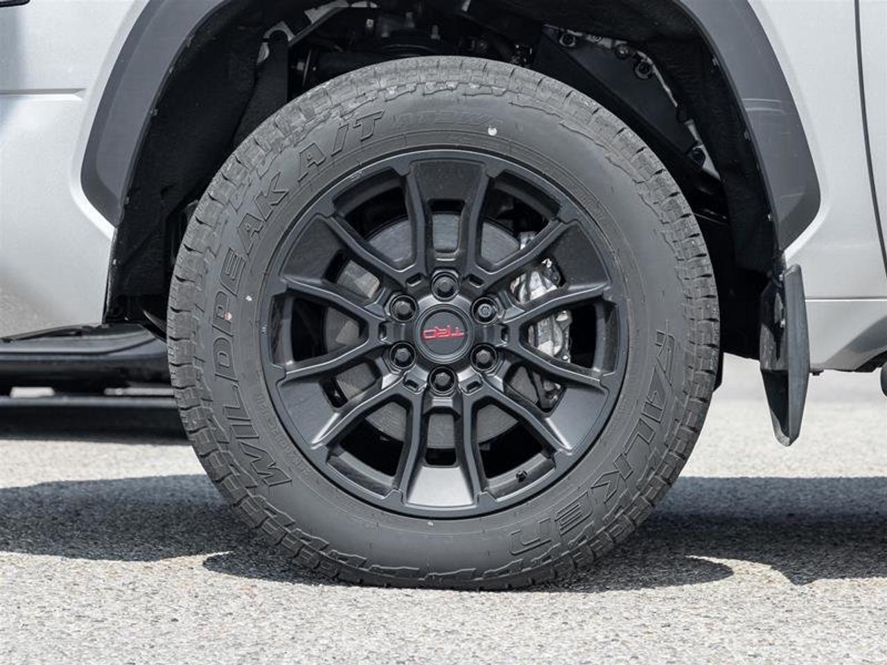 2026 Toyota Tundra 4X4 Tundra CrewMax Limited Pano Sunroof | Backup Cam | Navi | Ventilated Seats | Wireless Charging | Limited Photo3