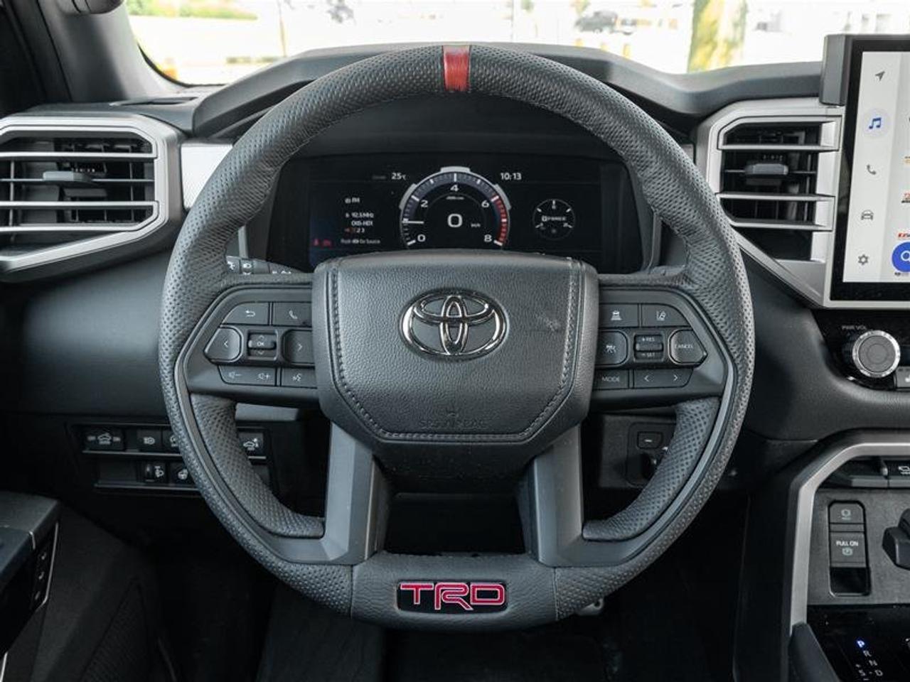 2026 Toyota Tundra 4X4 Tundra CrewMax Limited Pano Sunroof | Backup Cam | Navi | Ventilated Seats | Wireless Charging | Limited Photo
