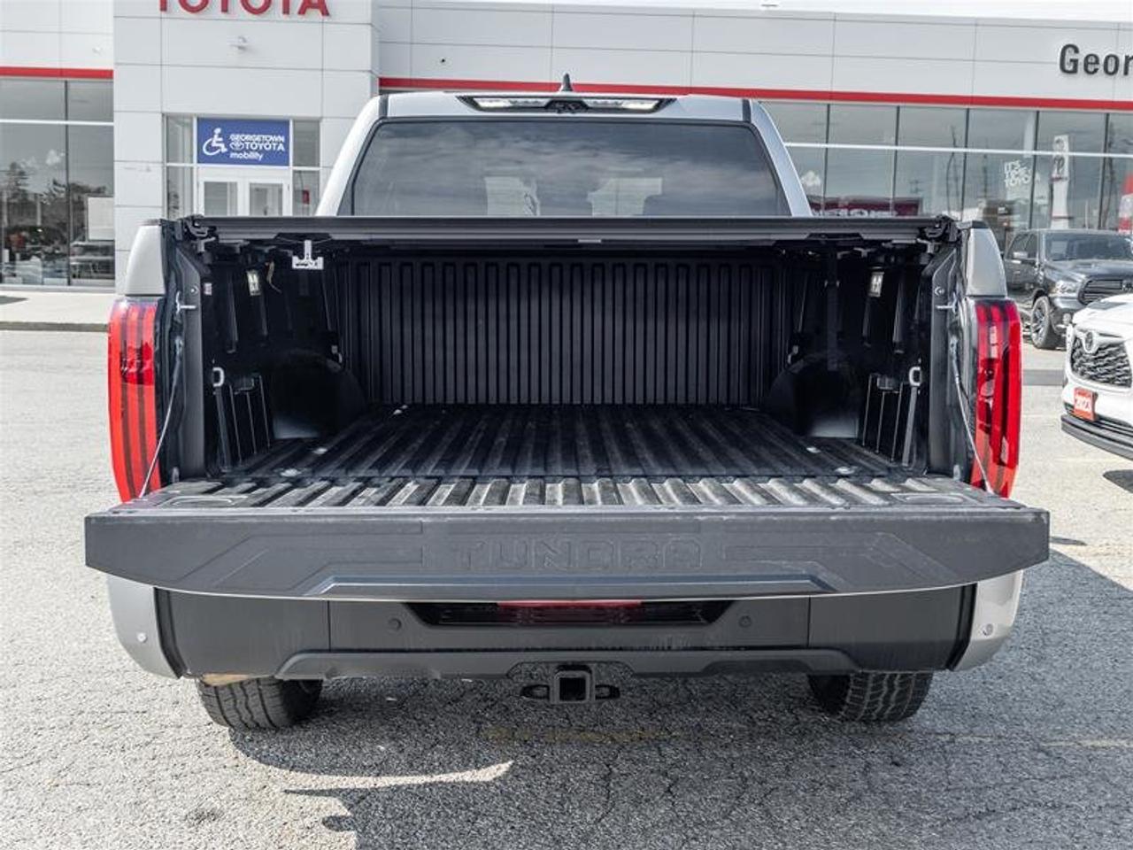 2026 Toyota Tundra 4X4 Tundra CrewMax Limited Pano Sunroof | Backup Cam | Navi | Ventilated Seats | Wireless Charging | Limited Photo