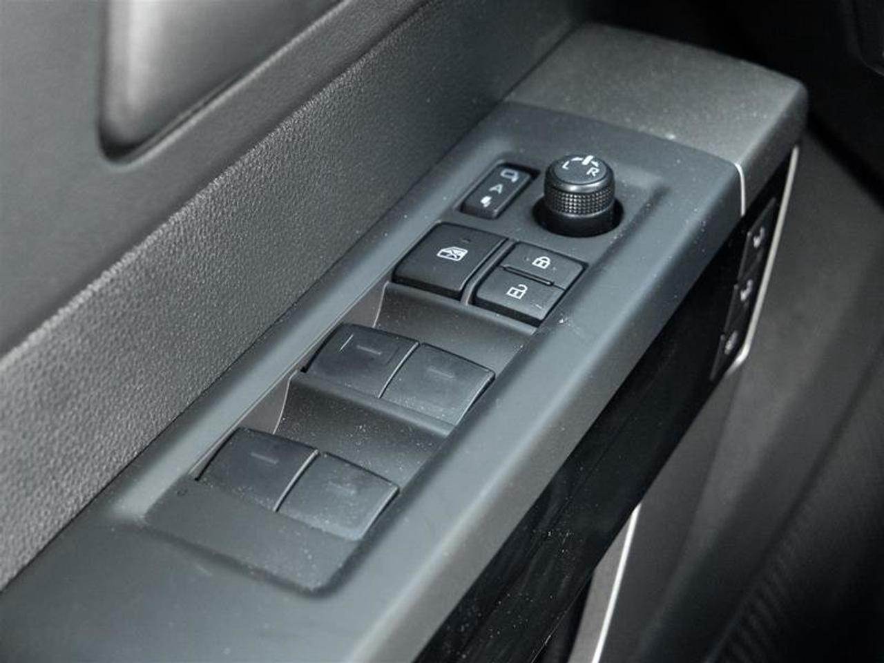 2026 Toyota Tundra 4X4 Tundra CrewMax Limited Pano Sunroof | Backup Cam | Navi | Ventilated Seats | Wireless Charging | Limited Photo