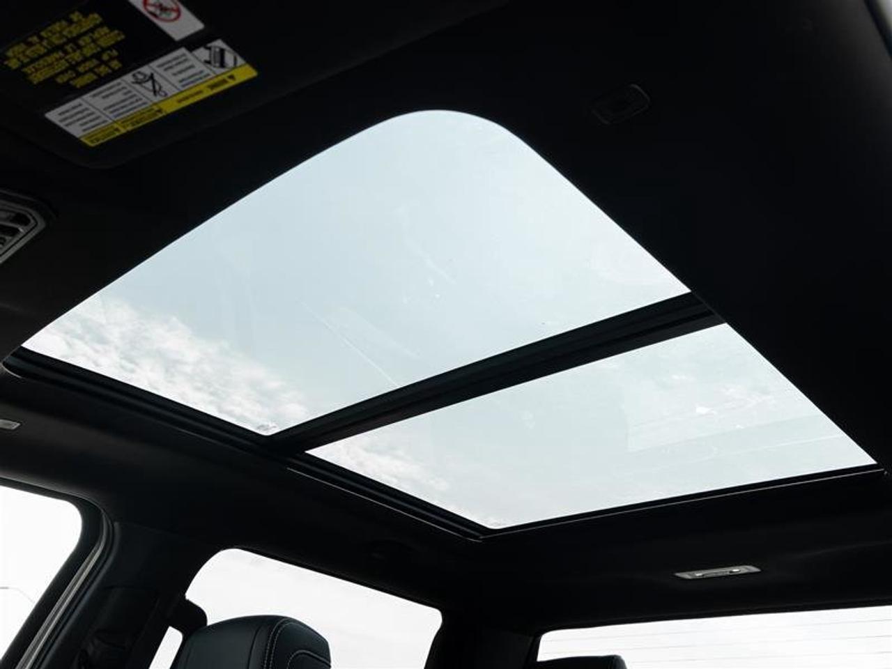 2026 Toyota Tundra 4X4 Tundra CrewMax Limited Pano Sunroof | Backup Cam | Navi | Ventilated Seats | Wireless Charging | Limited Photo