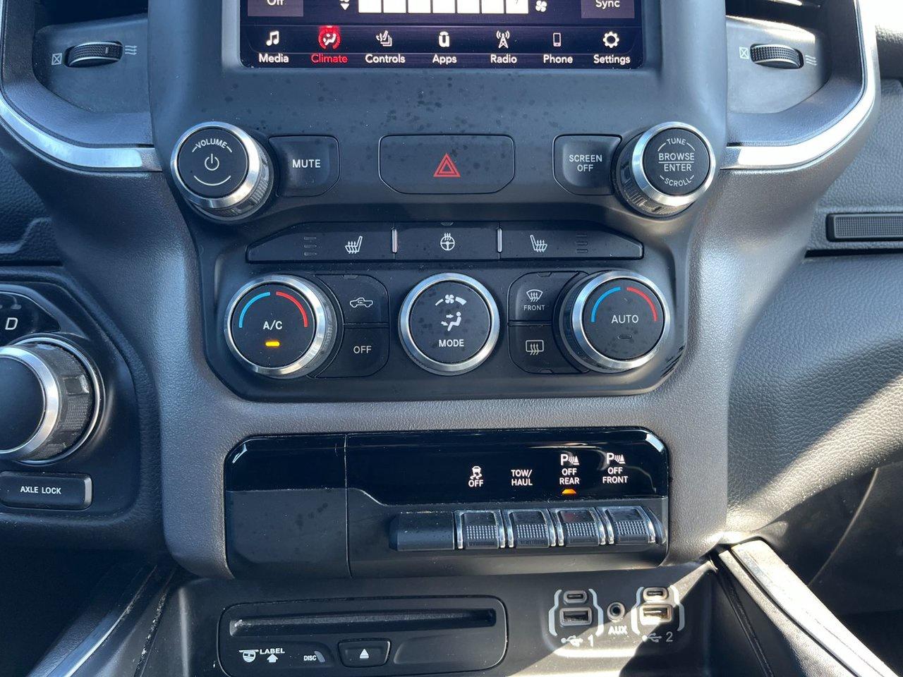 2019 RAM 1500 Big Horn 4x4 Quad Cab 6'4 Box Photo