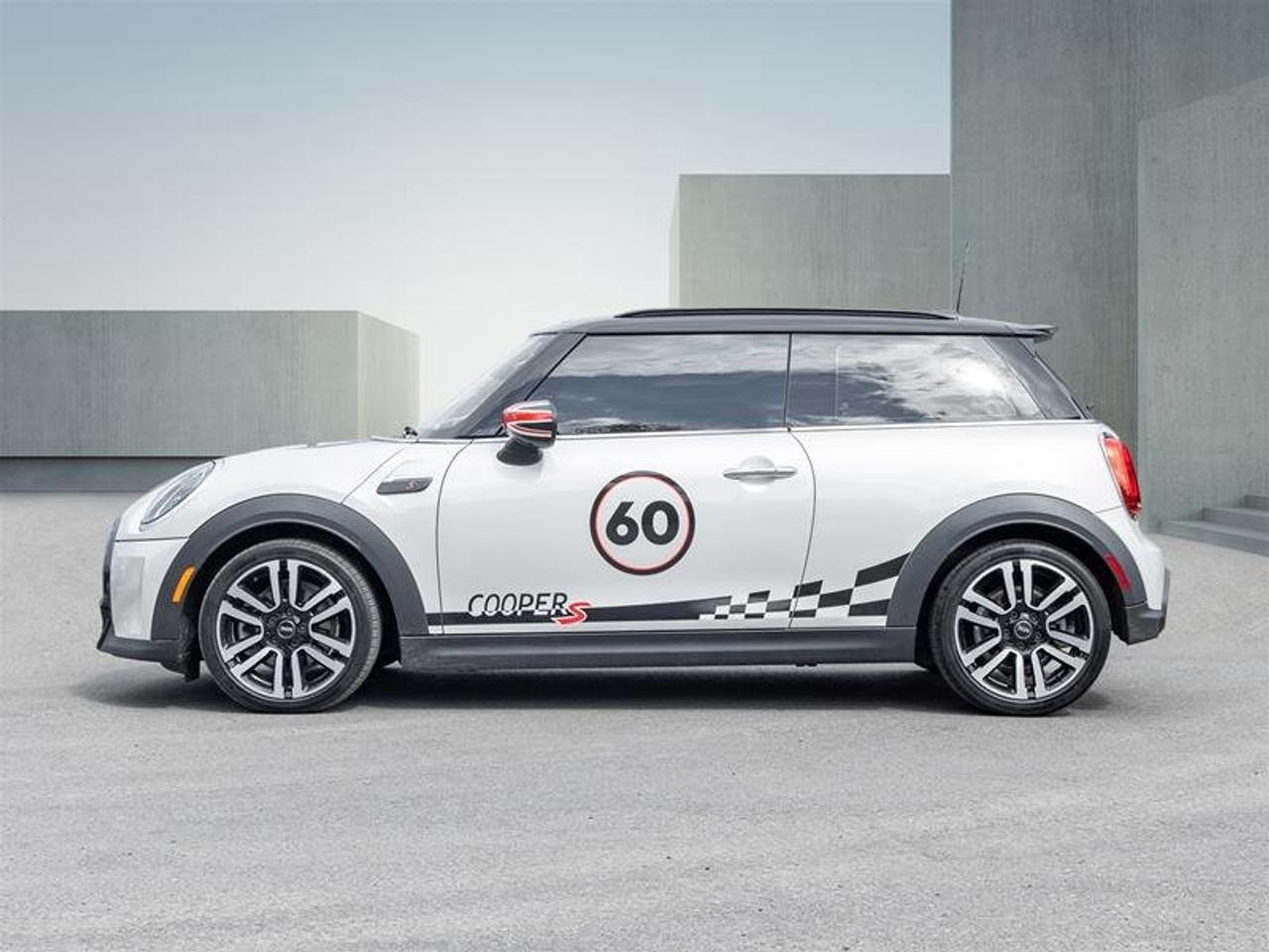 2023 MINI Cooper S 3 Door Photo