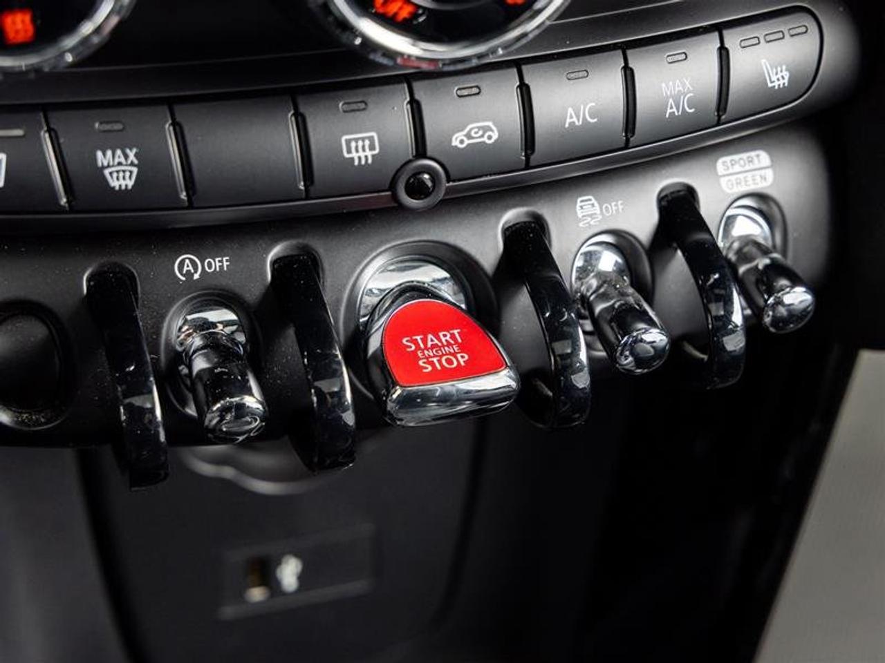 2023 MINI Cooper S 3 Door Photo