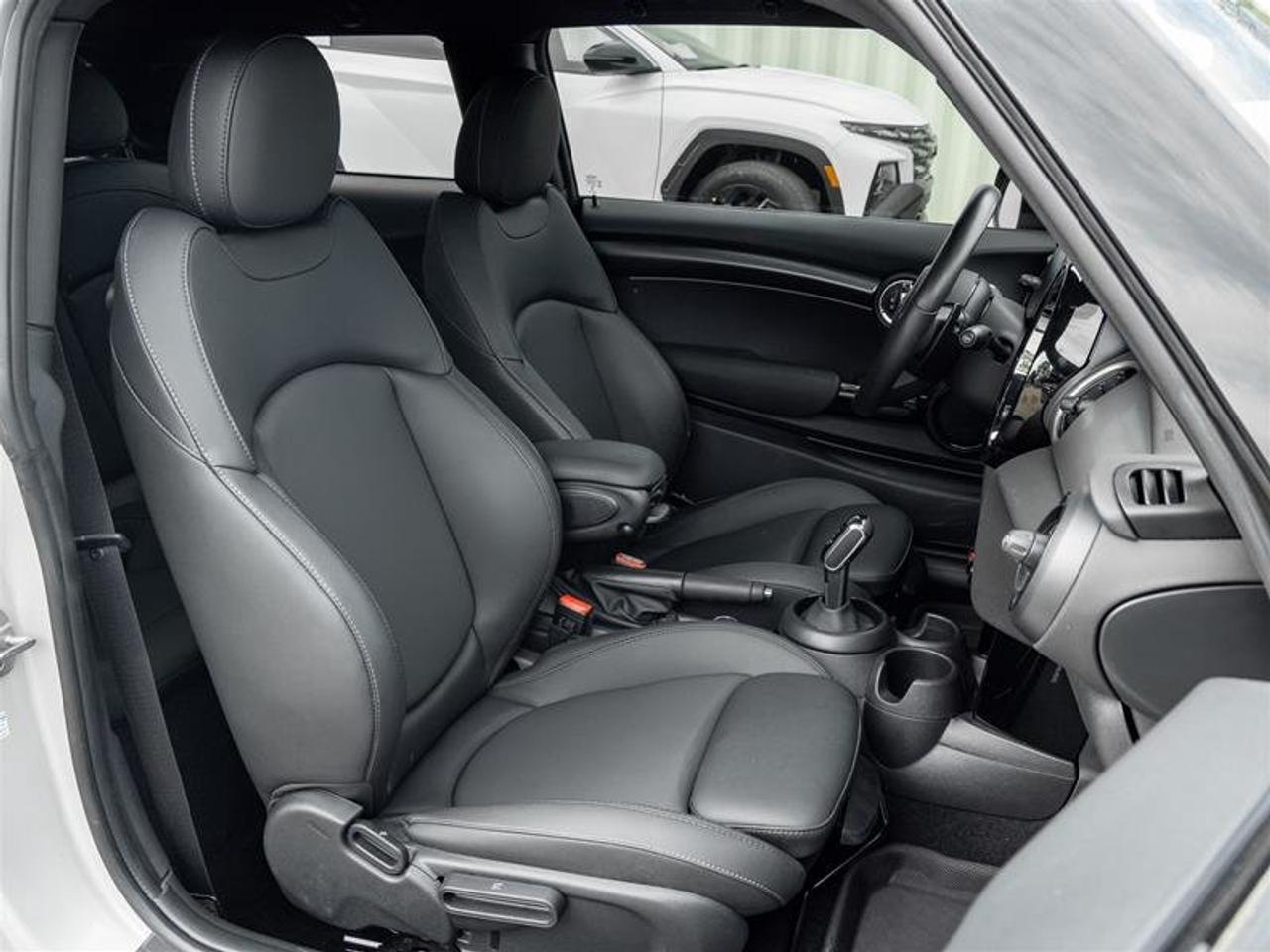 2023 MINI Cooper S 3 Door Photo