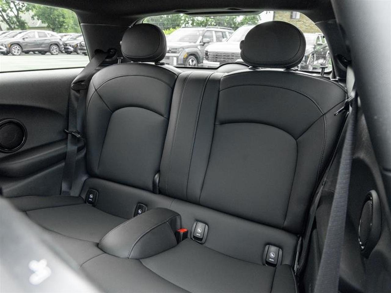 2023 MINI Cooper S 3 Door Photo