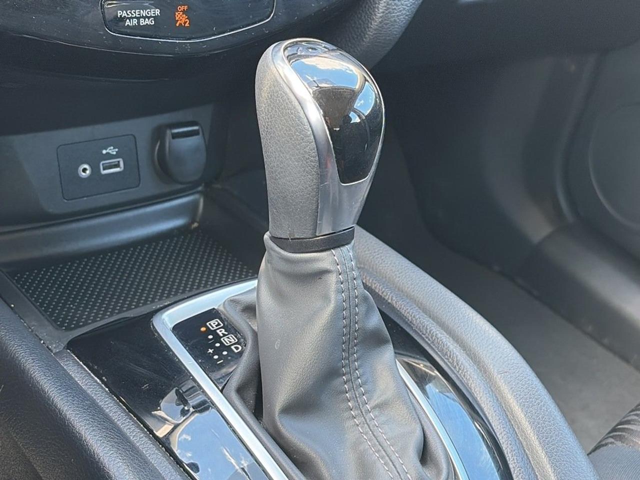 2018 Nissan Rogue S AWD CVT Photo