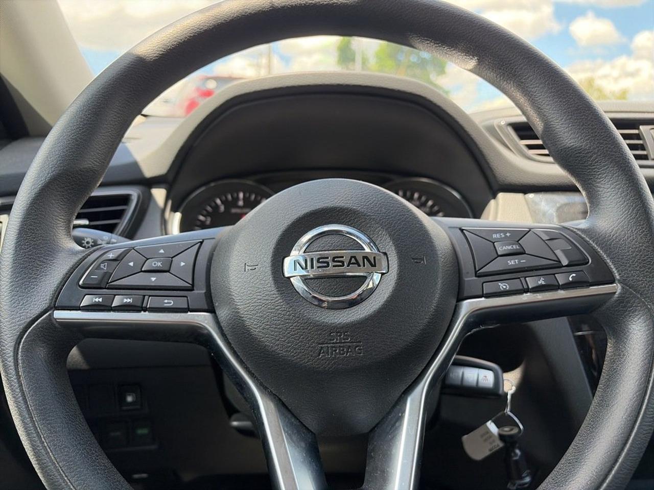 2018 Nissan Rogue S AWD CVT Photo