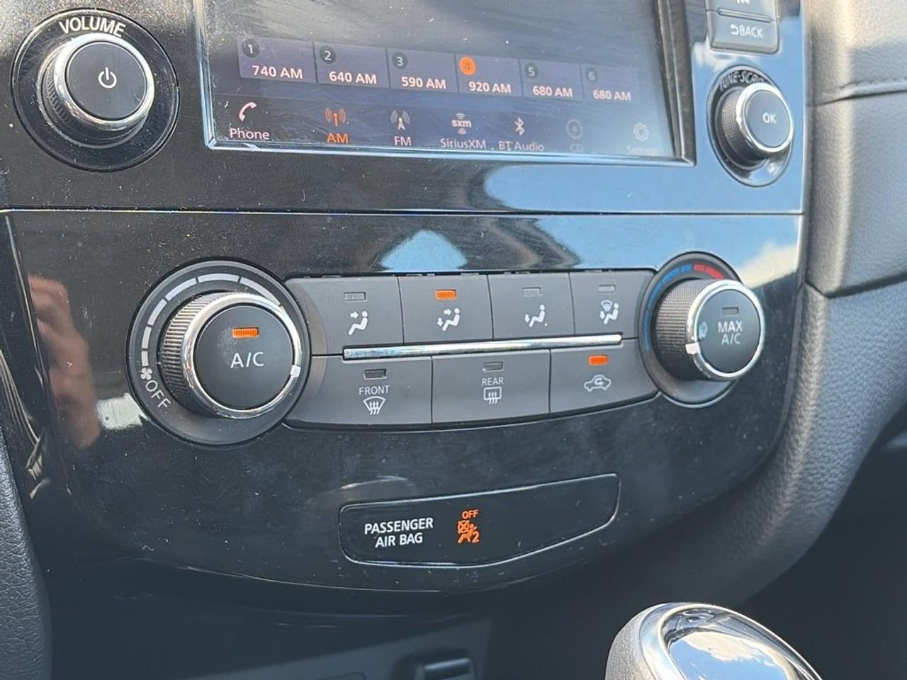 2018 Nissan Rogue S AWD CVT Photo
