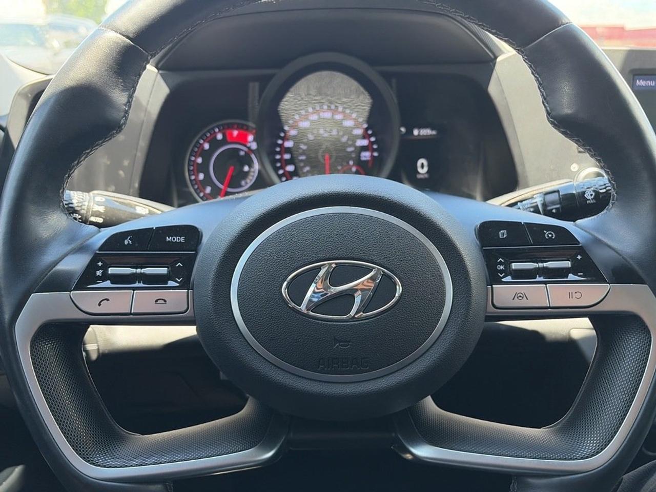 2022 Hyundai Elantra Sedan Preferred IVT Photo