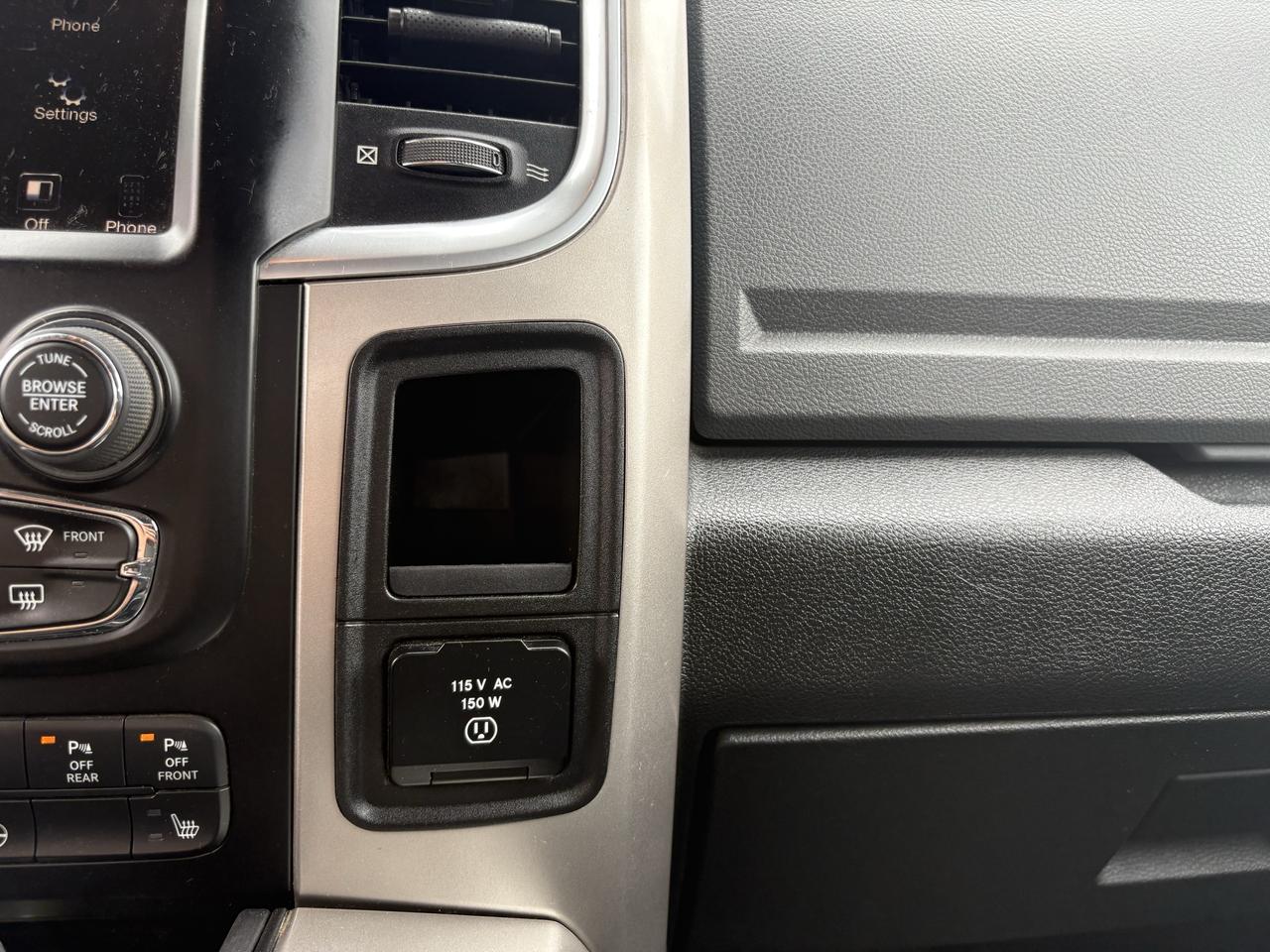 2017 RAM 1500 OUTDOORSMAN Photo