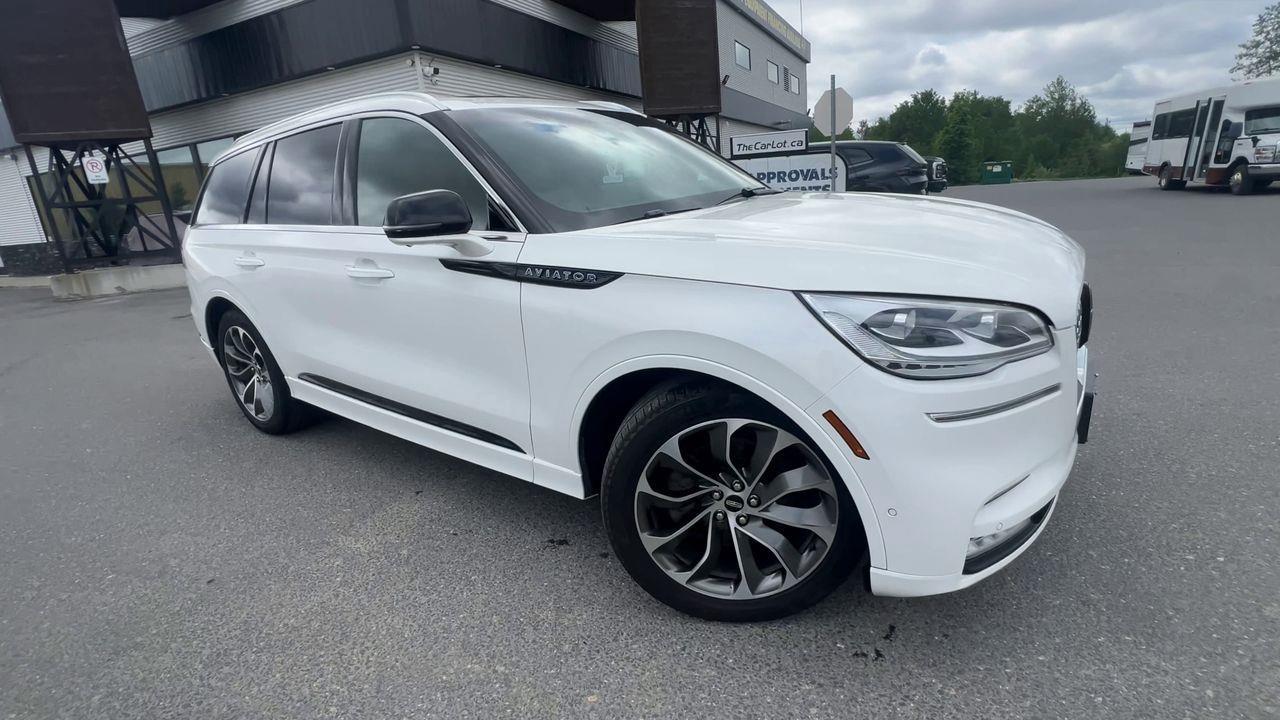 2023 Lincoln Aviator Grand Touring AWD, 6 PASSENGER, MOONROOF, HEATED/COOLED SEATS, BACK UP CAM, NAV, POWER LIFTGATE!! Photo