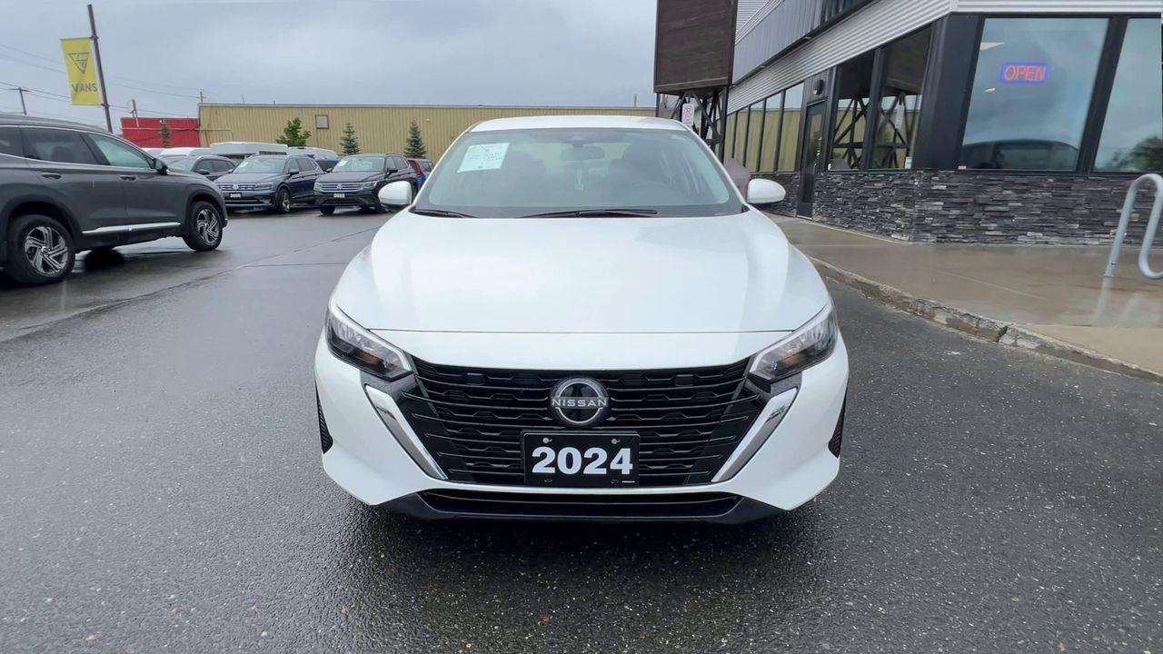 2024 Nissan Sentra SV Photo