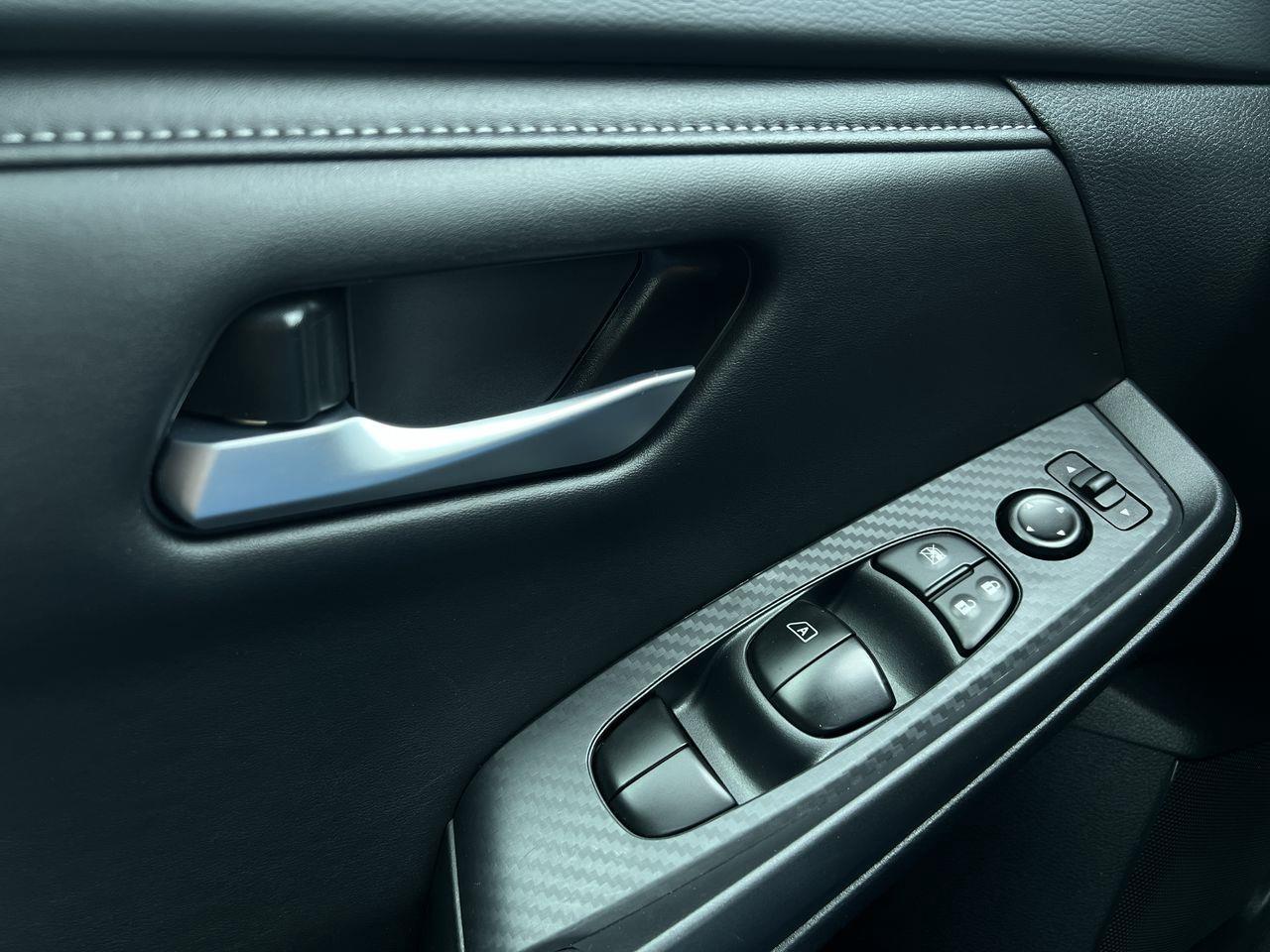 2024 Nissan Sentra SV Photo