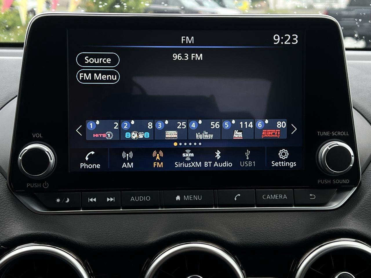 2024 Nissan Sentra SV Photo