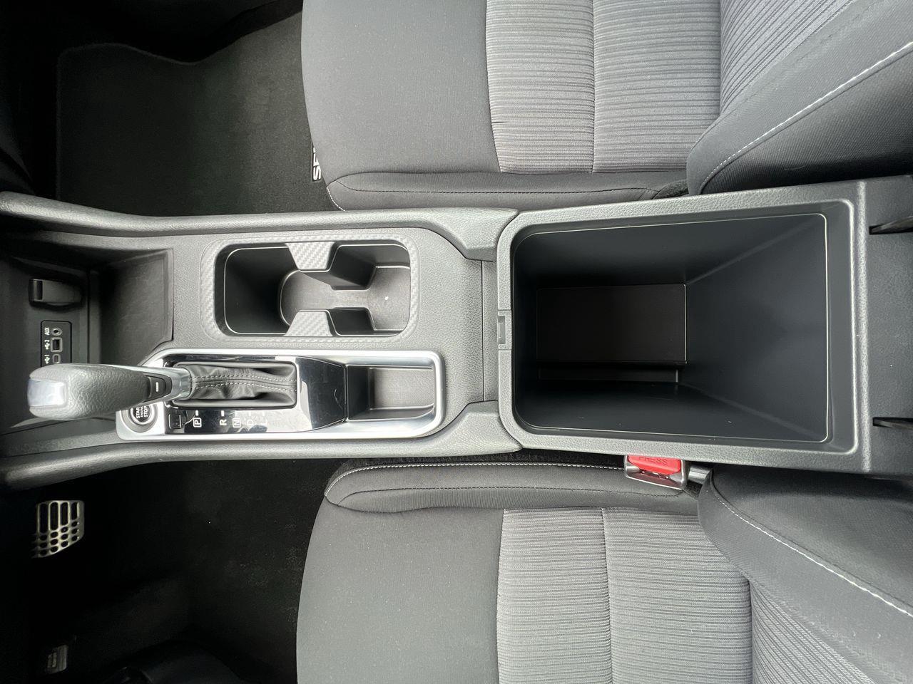 2024 Nissan Sentra SV Photo