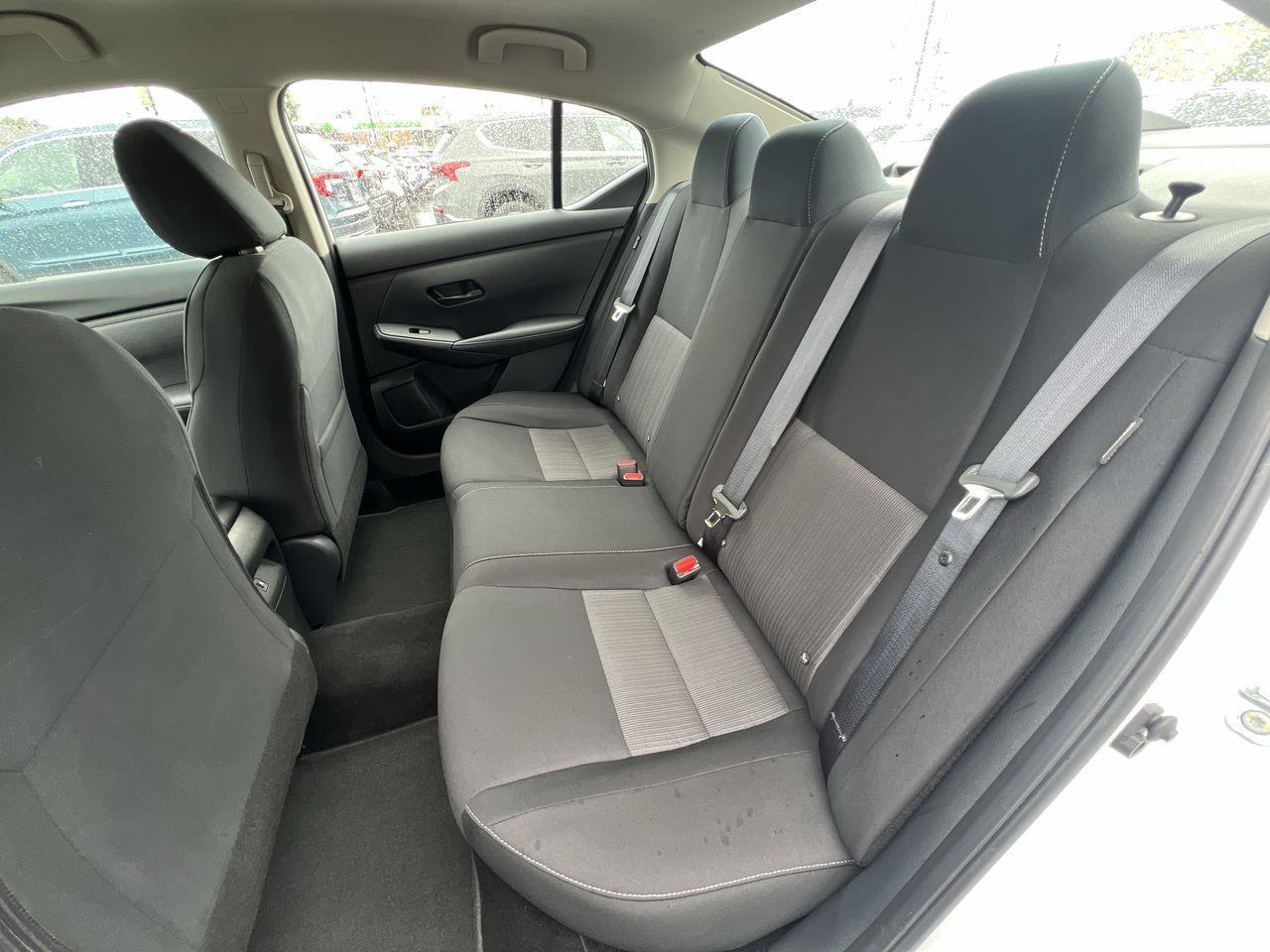 2024 Nissan Sentra SV Photo