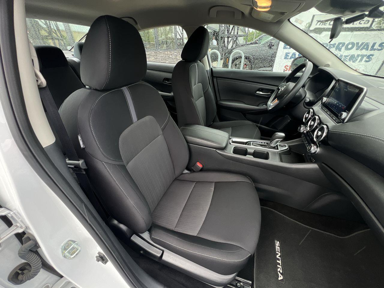 2024 Nissan Sentra SV Photo