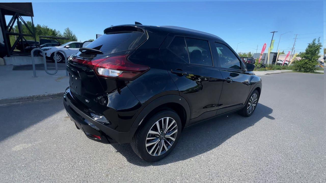 2024 Nissan Kicks SV Photo