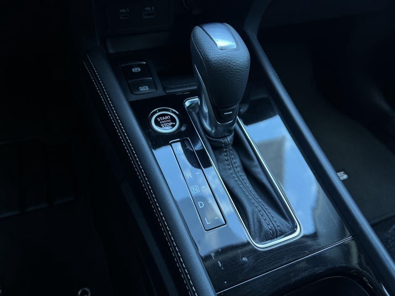 2024 Nissan Kicks SV Photo