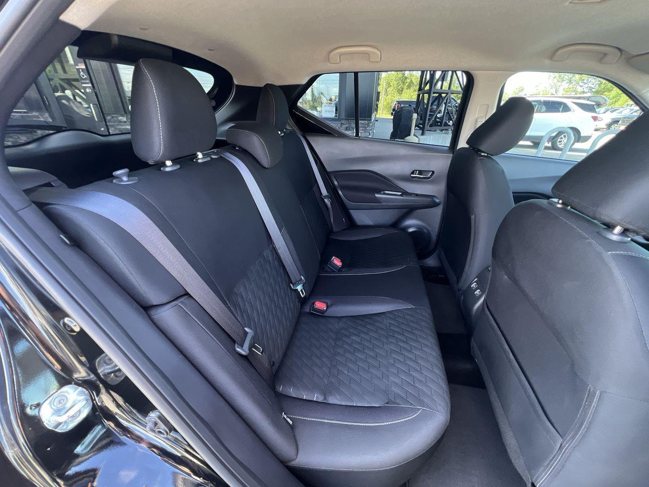 2024 Nissan Kicks SV Photo