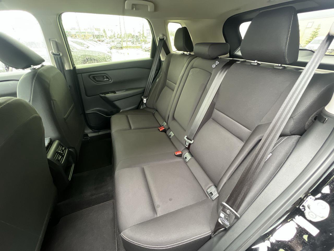2024 Nissan Rogue AWD, SIRIUS XM, BACK UP CAM, HEATED SEATS, HEATED STEERING WHEEL!! Photo