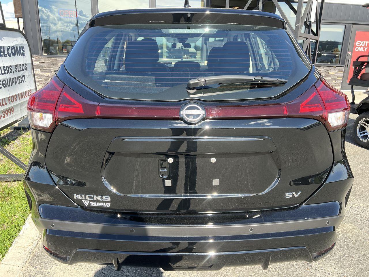 2024 Nissan Kicks SV Photo
