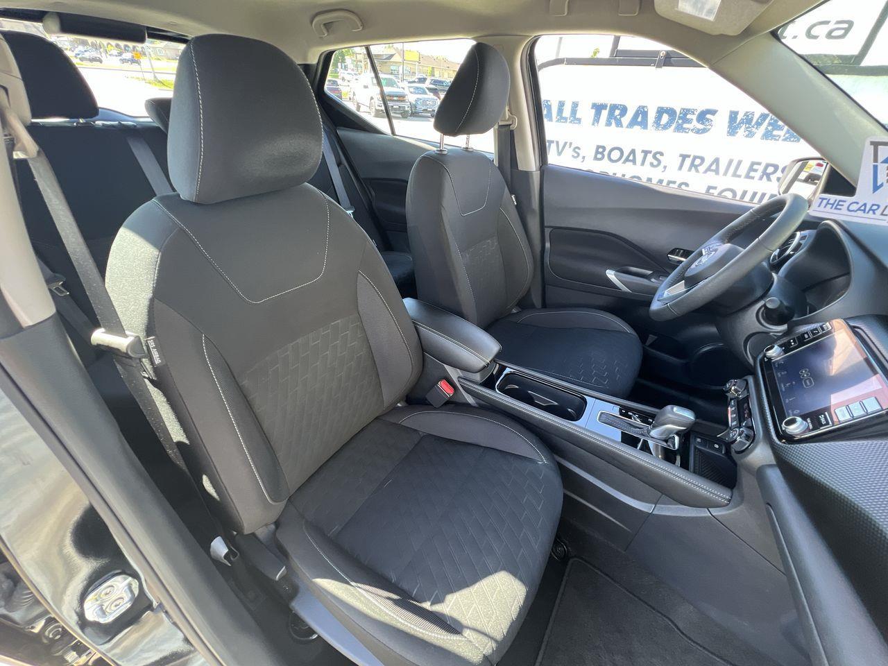 2024 Nissan Kicks SV Photo