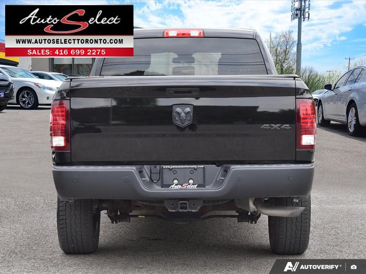 2021 RAM 1500 Classic Warlock 4X4 - SLT - 3.6L V6 - Apple Carplay - Clean Carfax Photo4