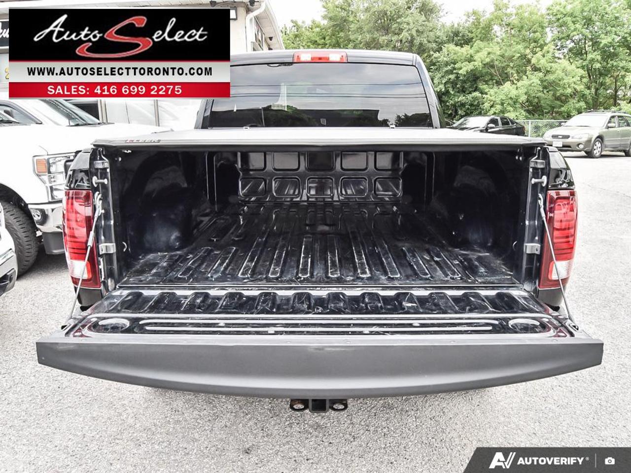 2021 RAM 1500 Classic Warlock 4X4 - SLT - 3.6L V6 - Apple Carplay - Clean Carfax Photo