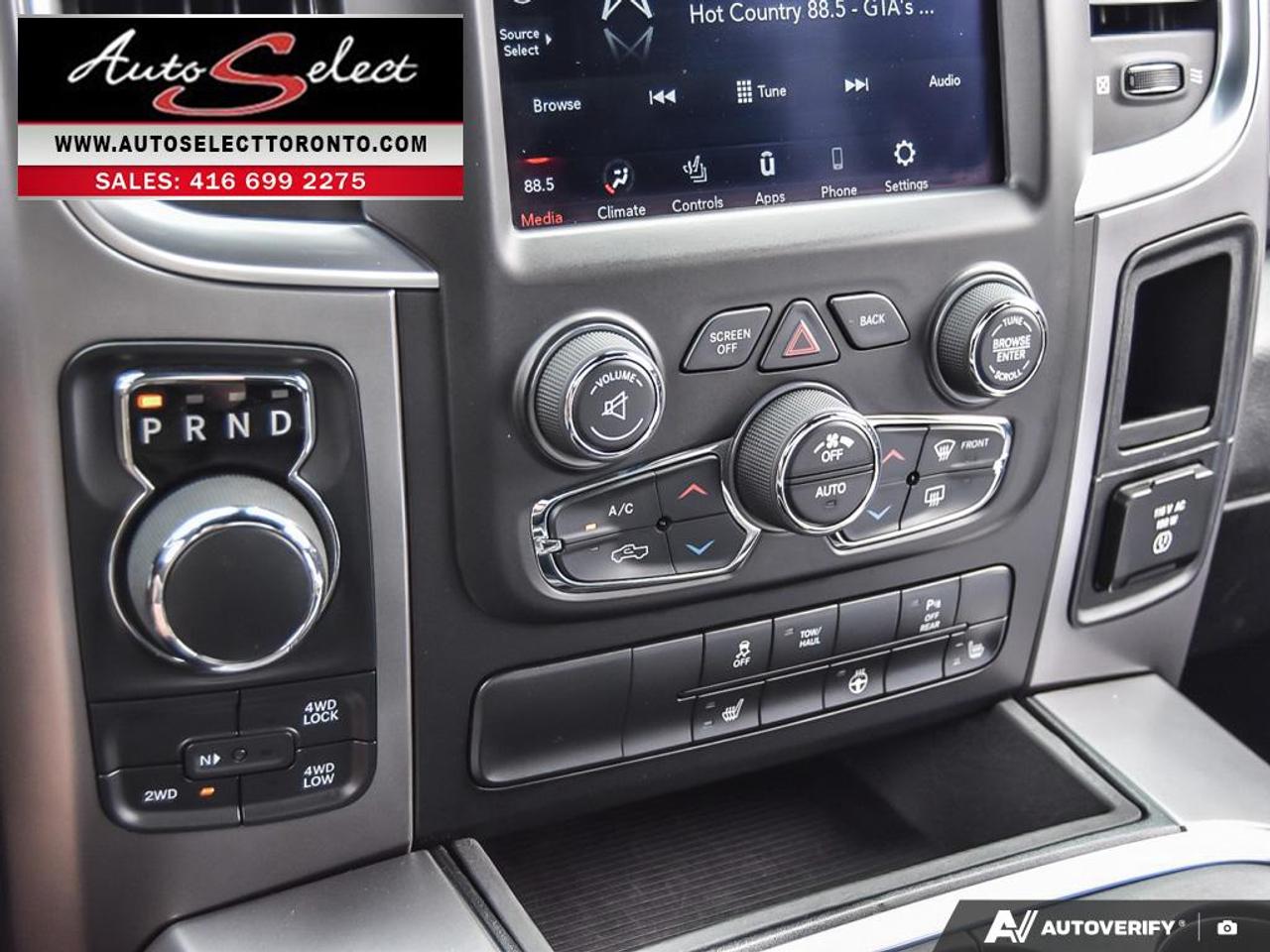 2021 RAM 1500 Classic Warlock 4X4 - SLT - 3.6L V6 - Apple Carplay - Clean Carfax Photo