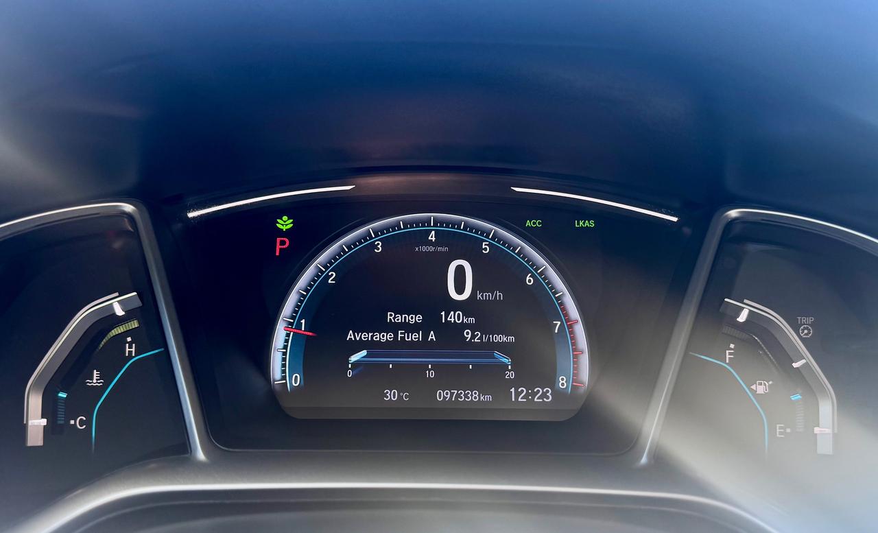 2019 Honda Civic FINANCING AVAILABLE Photo12