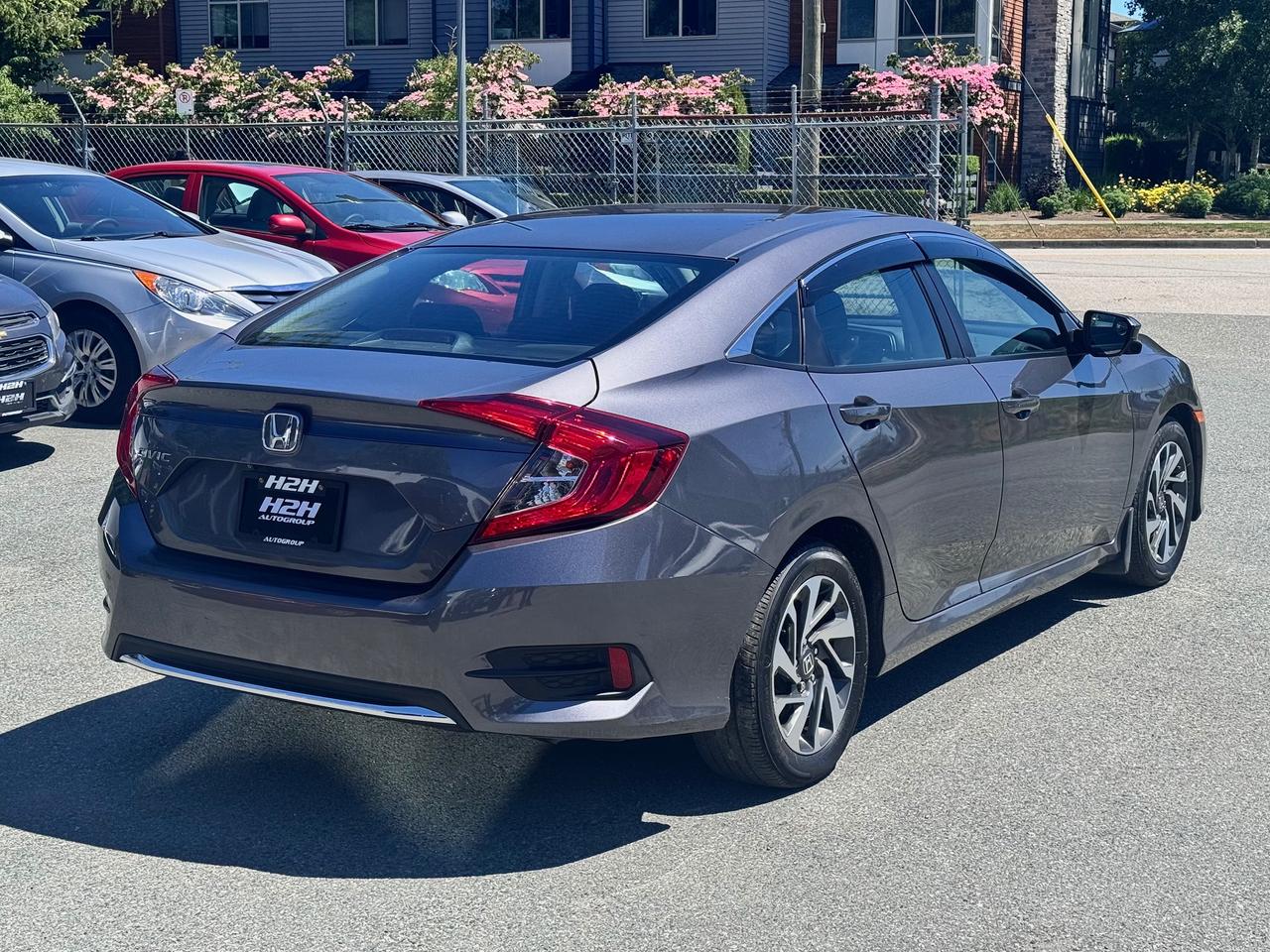 2019 Honda Civic FINANCING AVAILABLE Photo6