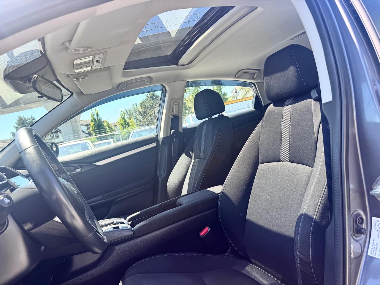 2019 Honda Civic FINANCING AVAILABLE Photo10