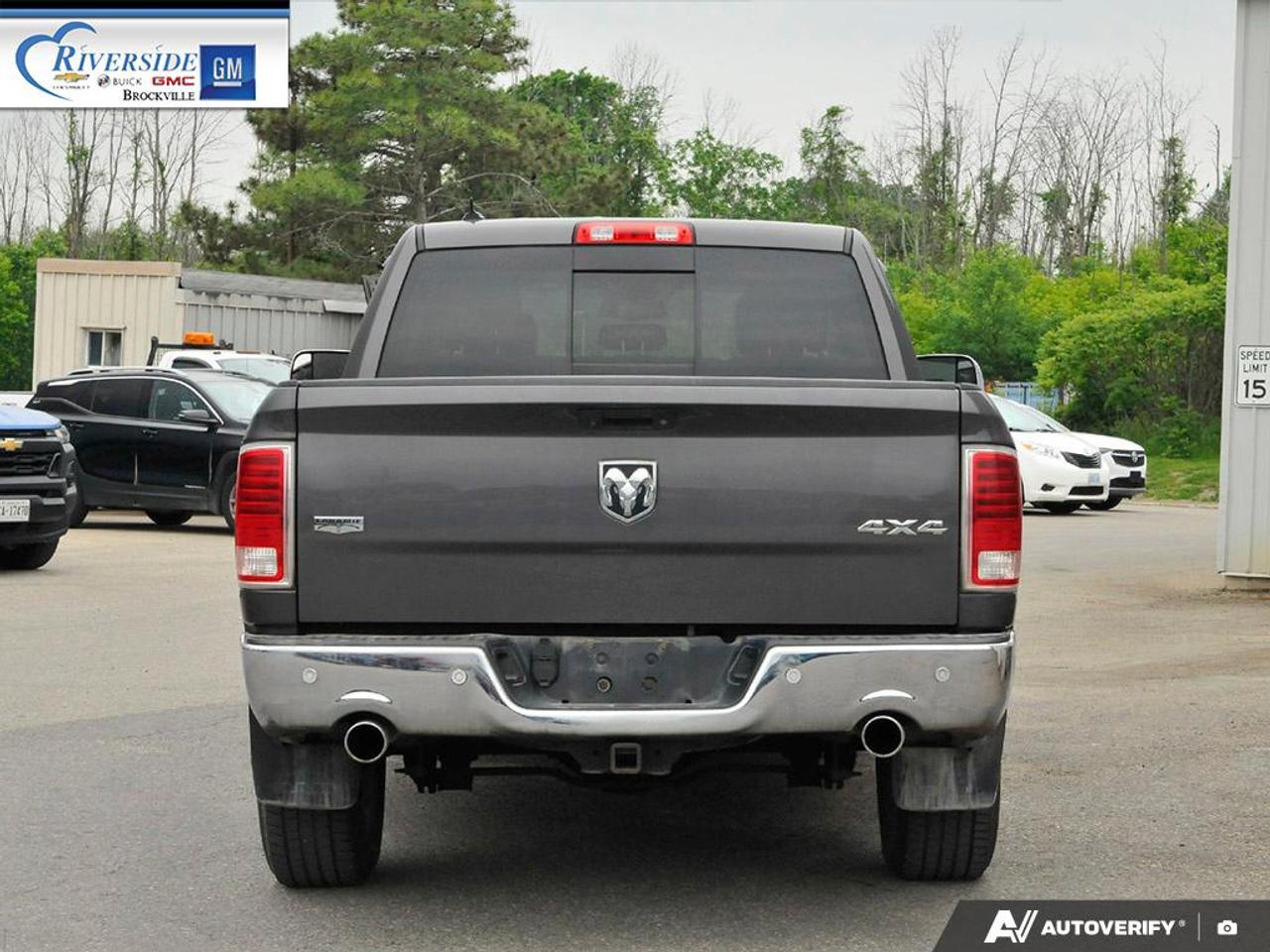 2018 RAM 1500 Laramie Photo4