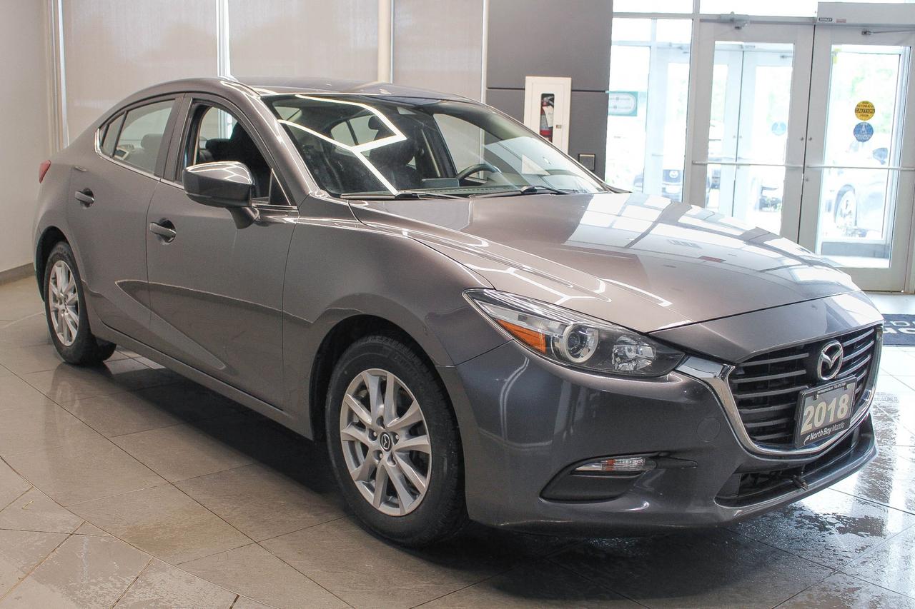 2018 Mazda MAZDA3 GS NAVIGATION - CLOTH UPHOLSTERY - HEATED FRONT SEATS/STEERING WHEEL Photo