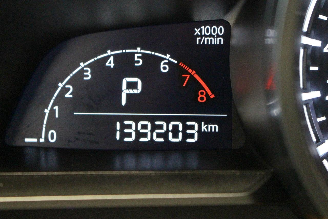 2018 Mazda MAZDA3 GS NAVIGATION - CLOTH UPHOLSTERY - HEATED FRONT SEATS/STEERING WHEEL Photo
