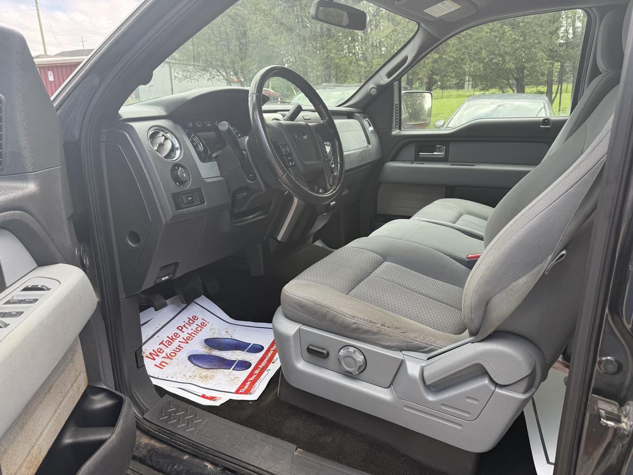 2013 Ford F-150 XLT Photo