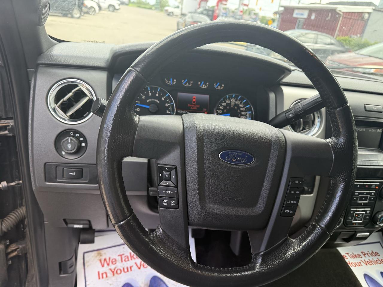 2013 Ford F-150 XLT Photo