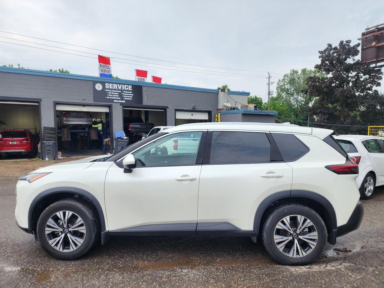 2021 Nissan Rogue SV l Clean Carfax l AWD l Fuel Efficient l Photo3